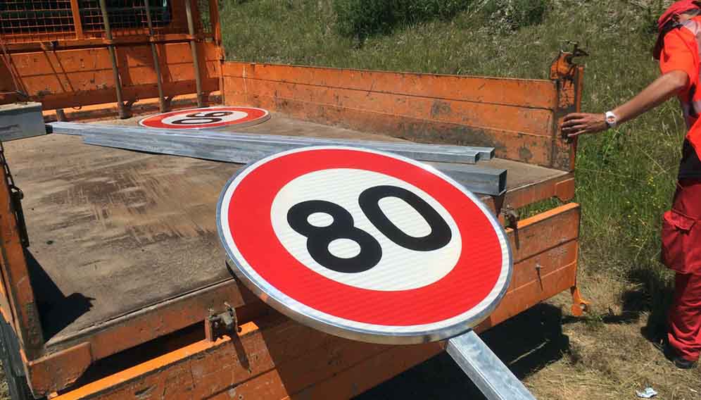Limitation de vitesse  80 km/h sur les routes